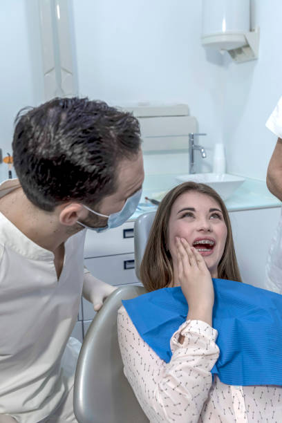 Best Weekend Emergency Dentist in Hedwig Village, TX